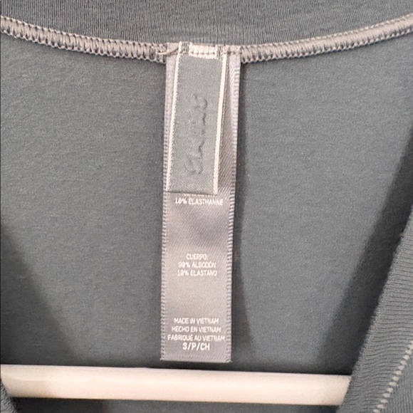 Skims Long Sleeve Top Size Small Women’s - Picture 2 of 4